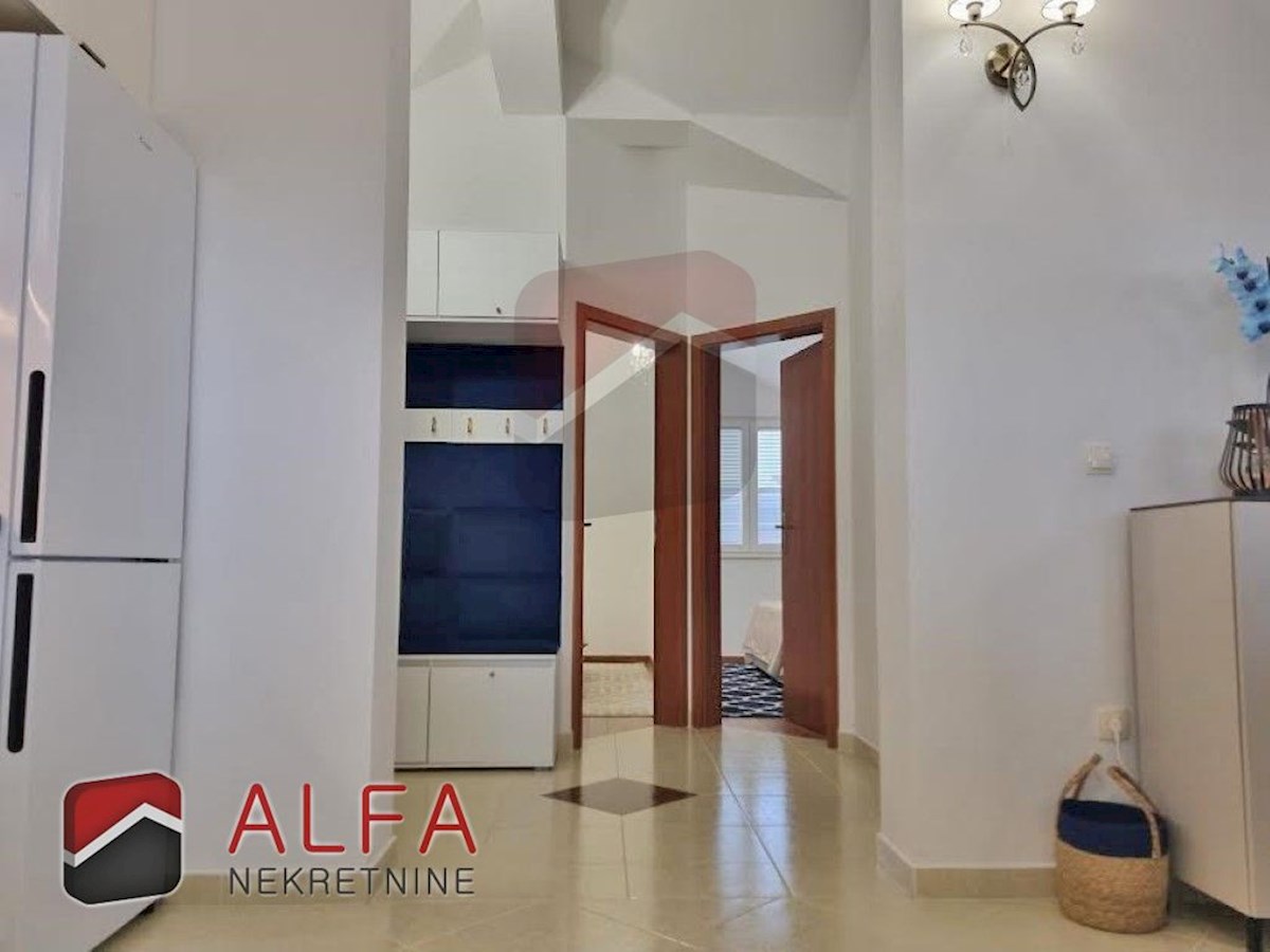 Flat For sale - ŠIBENSKO-KNINSKA VODICE