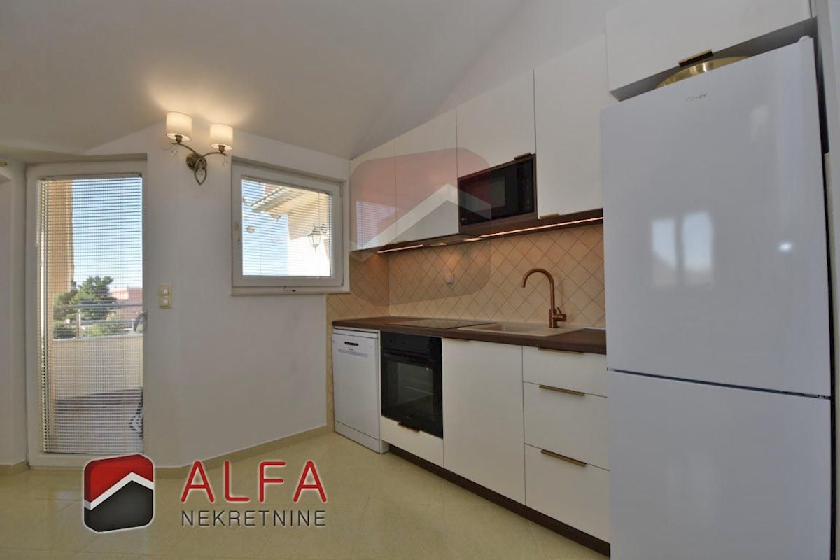 Flat For sale - ŠIBENSKO-KNINSKA VODICE