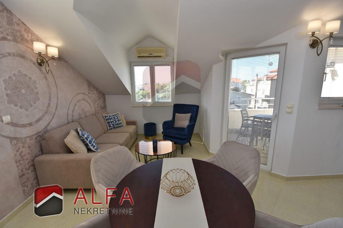 Flat For sale - ŠIBENSKO-KNINSKA VODICE