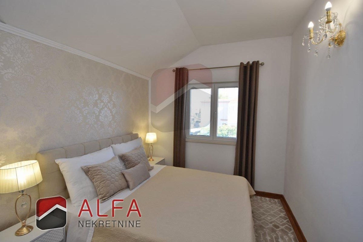 Flat For sale - ŠIBENSKO-KNINSKA VODICE