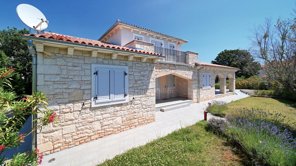 Hiša Na predaj - ISTARSKA ROVINJ
