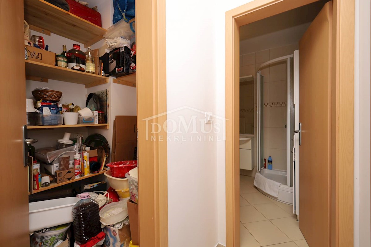 Flat For sale - ŠIBENSKO-KNINSKA VODICE