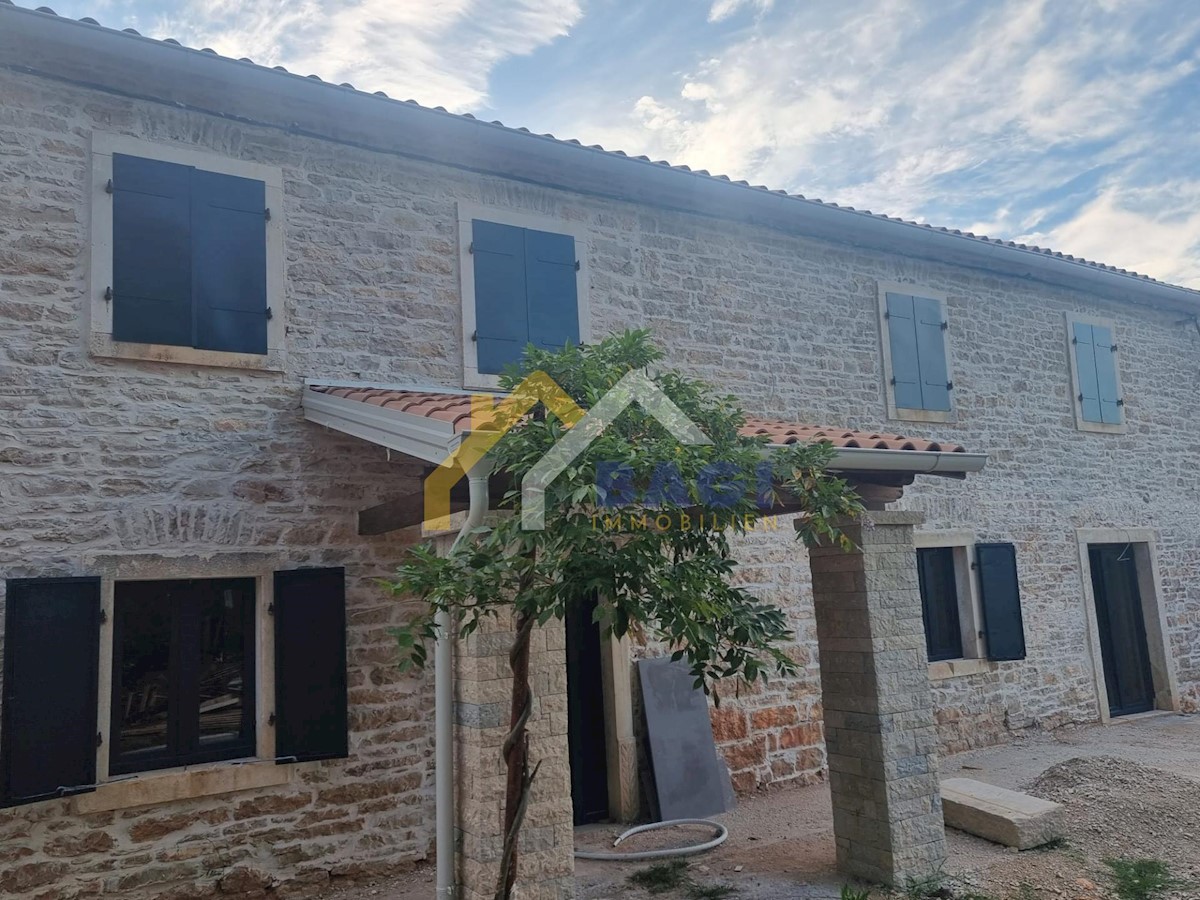 House For sale - Istarska Barban - foto 1/35