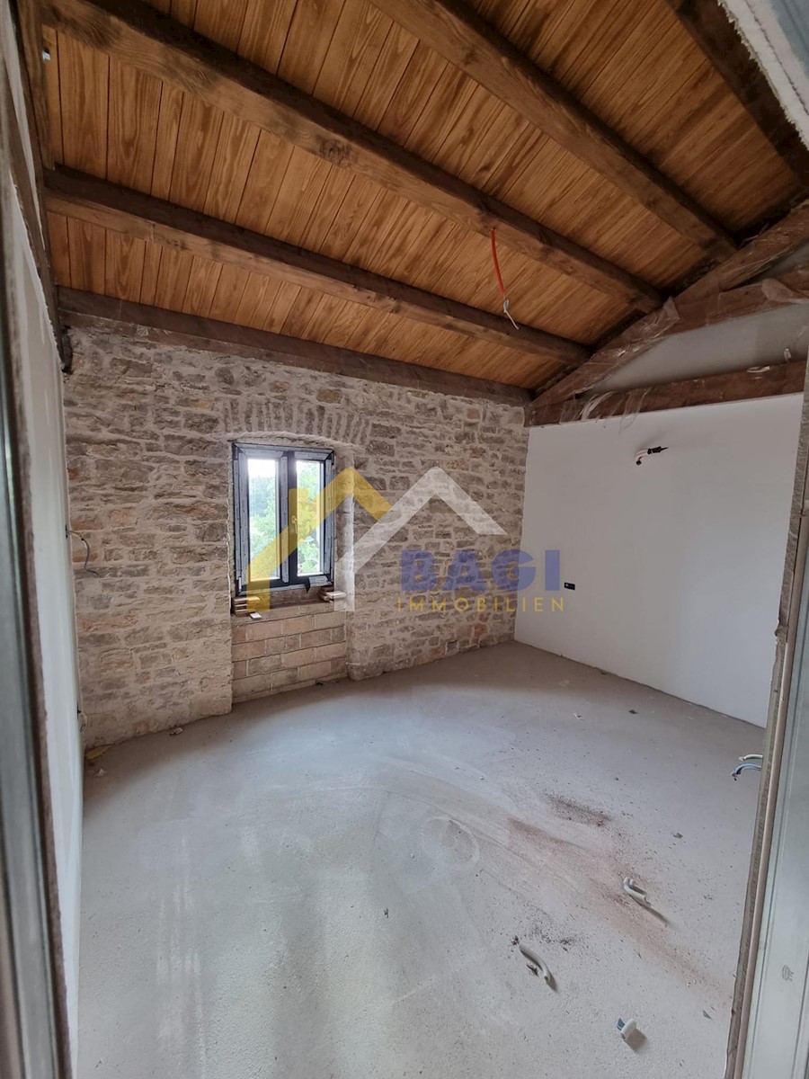 House For sale - ISTARSKA BARBAN