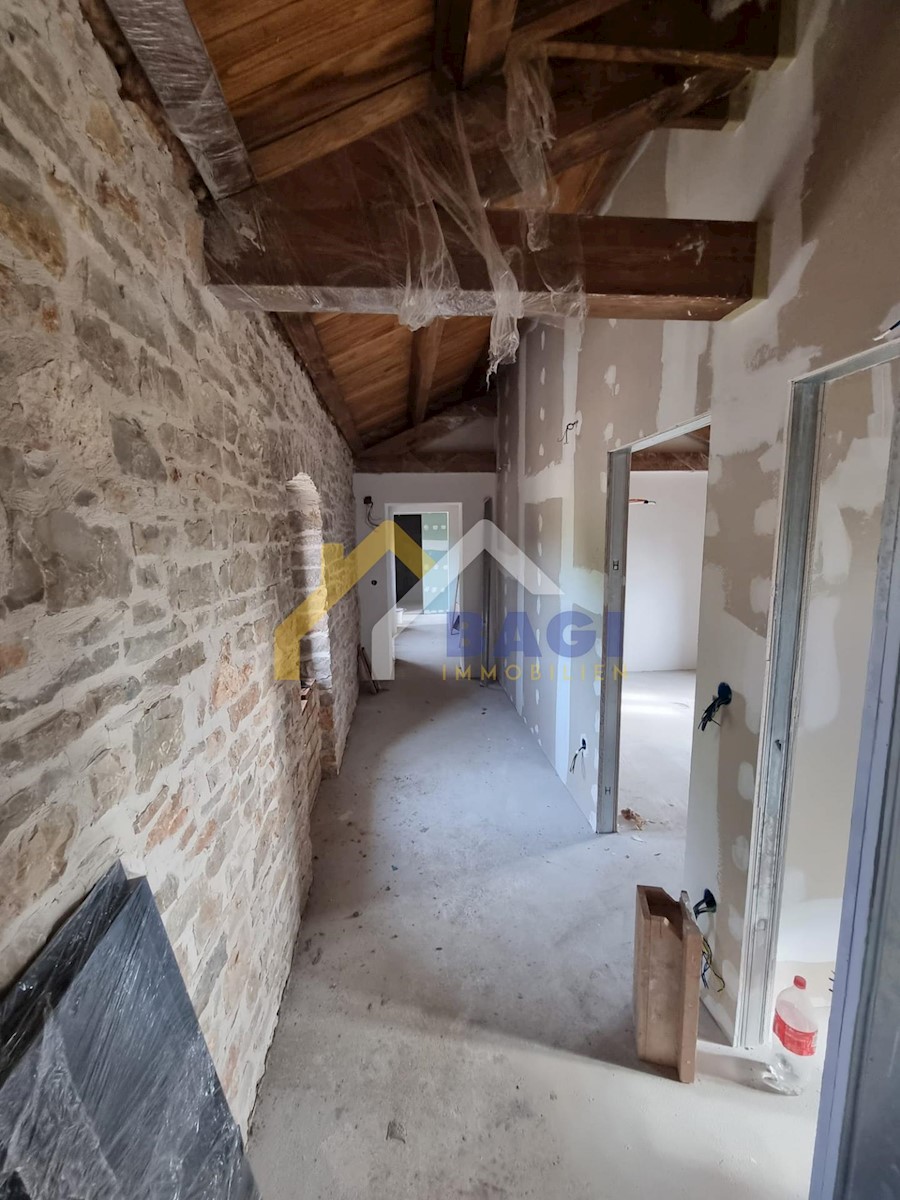 House For sale - ISTARSKA BARBAN