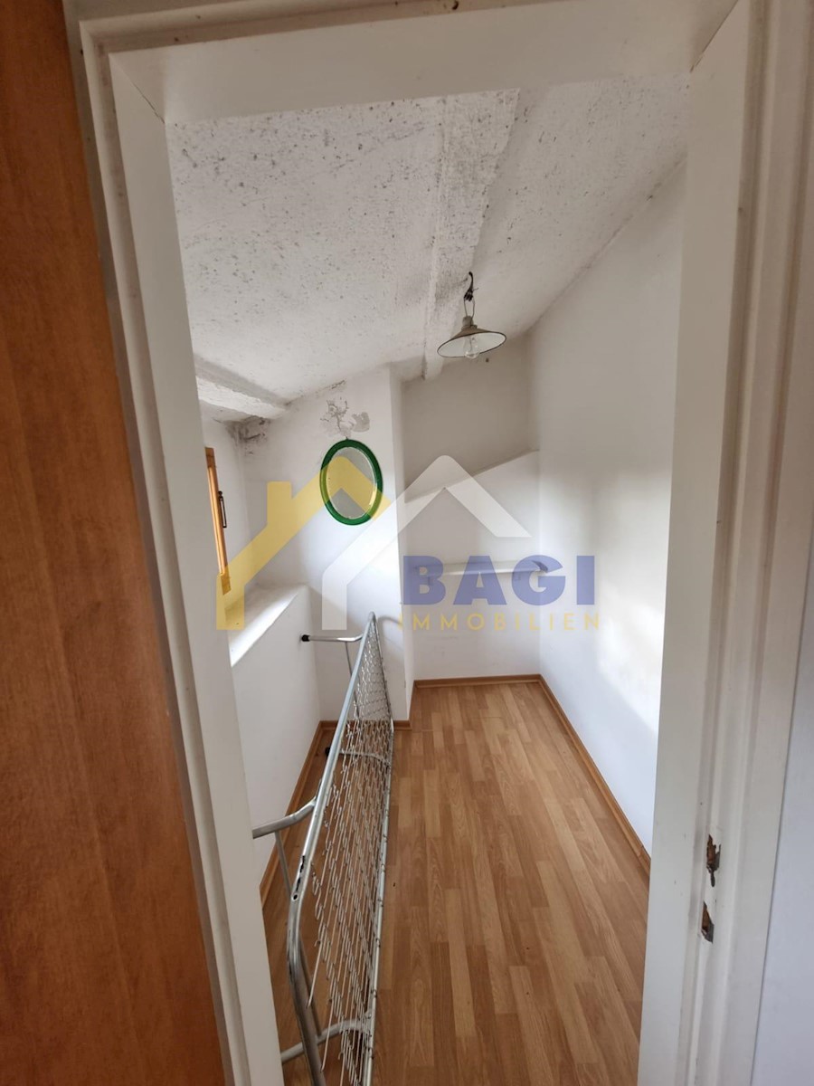 House For sale - ISTARSKA BARBAN