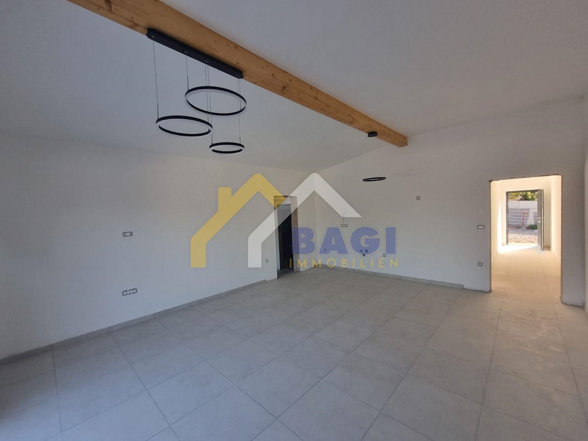 House For sale - ISTARSKA BARBAN