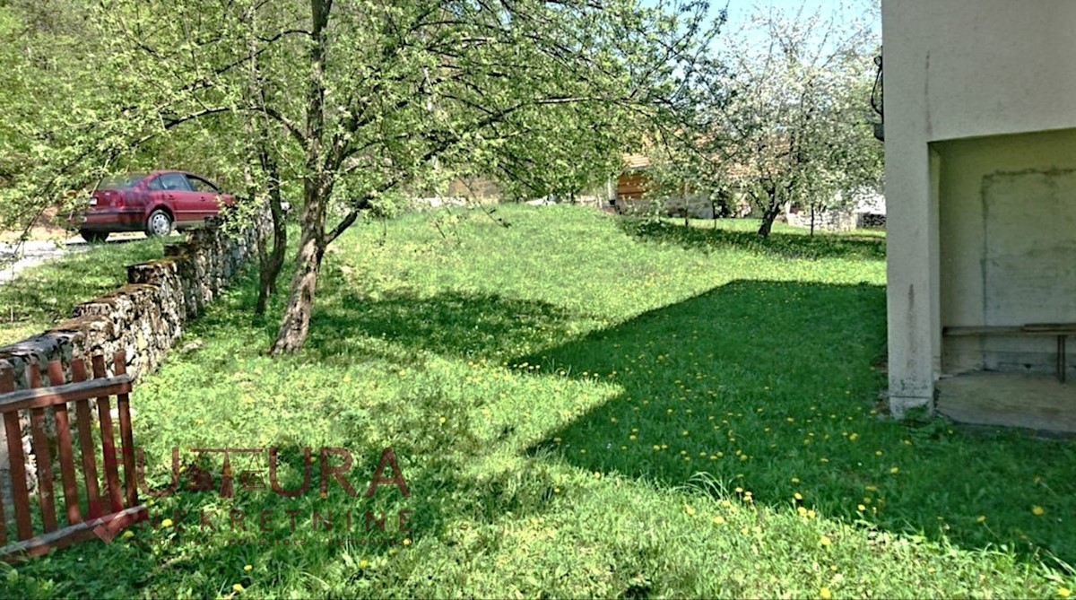 Casa In vendita - LIČKO-SENJSKA GOSPIĆ