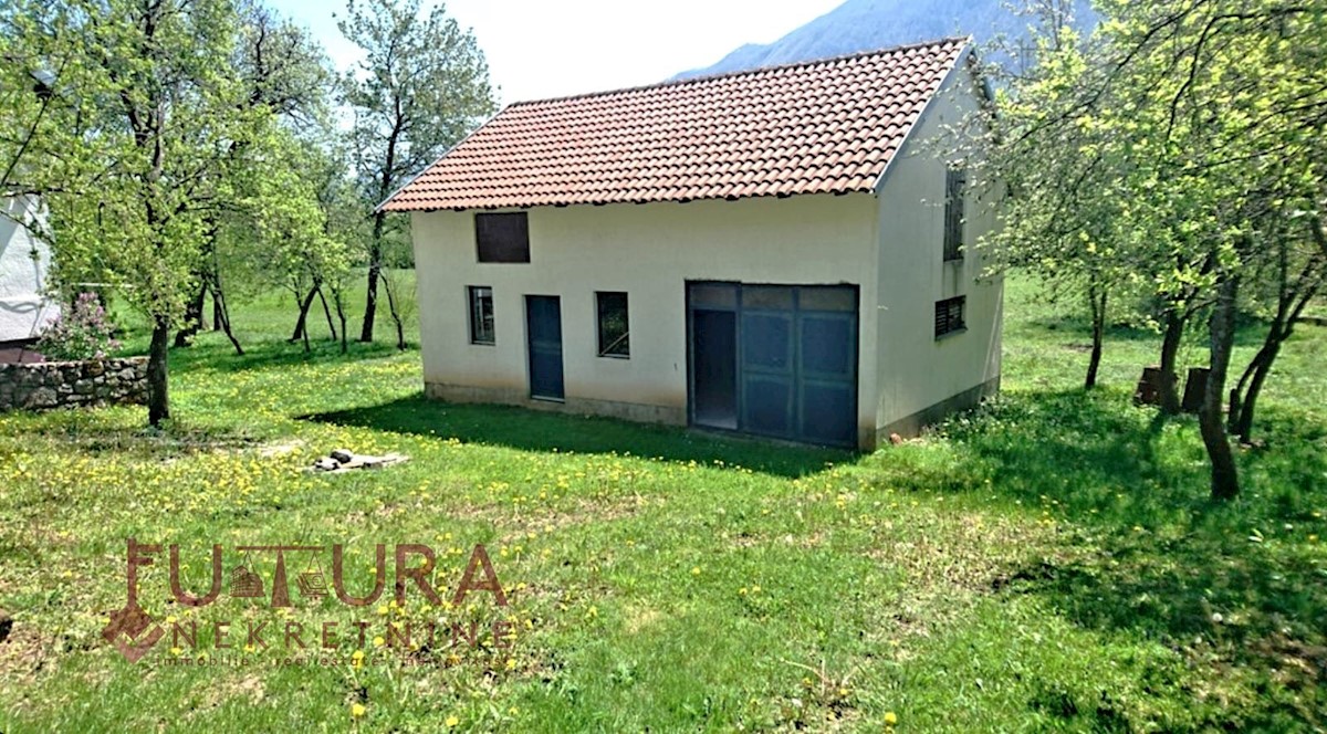 Casa In vendita - LIČKO-SENJSKA GOSPIĆ