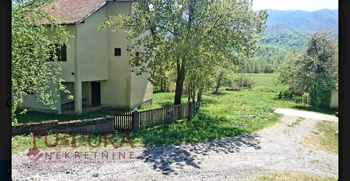 House For sale - LIČKO-SENJSKA GOSPIĆ