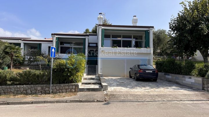 Casa in vendita 260 m² – Njivice