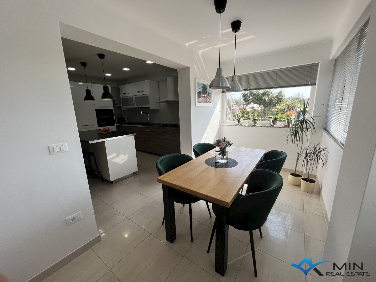 Flat For sale - ISTARSKA NOVIGRAD