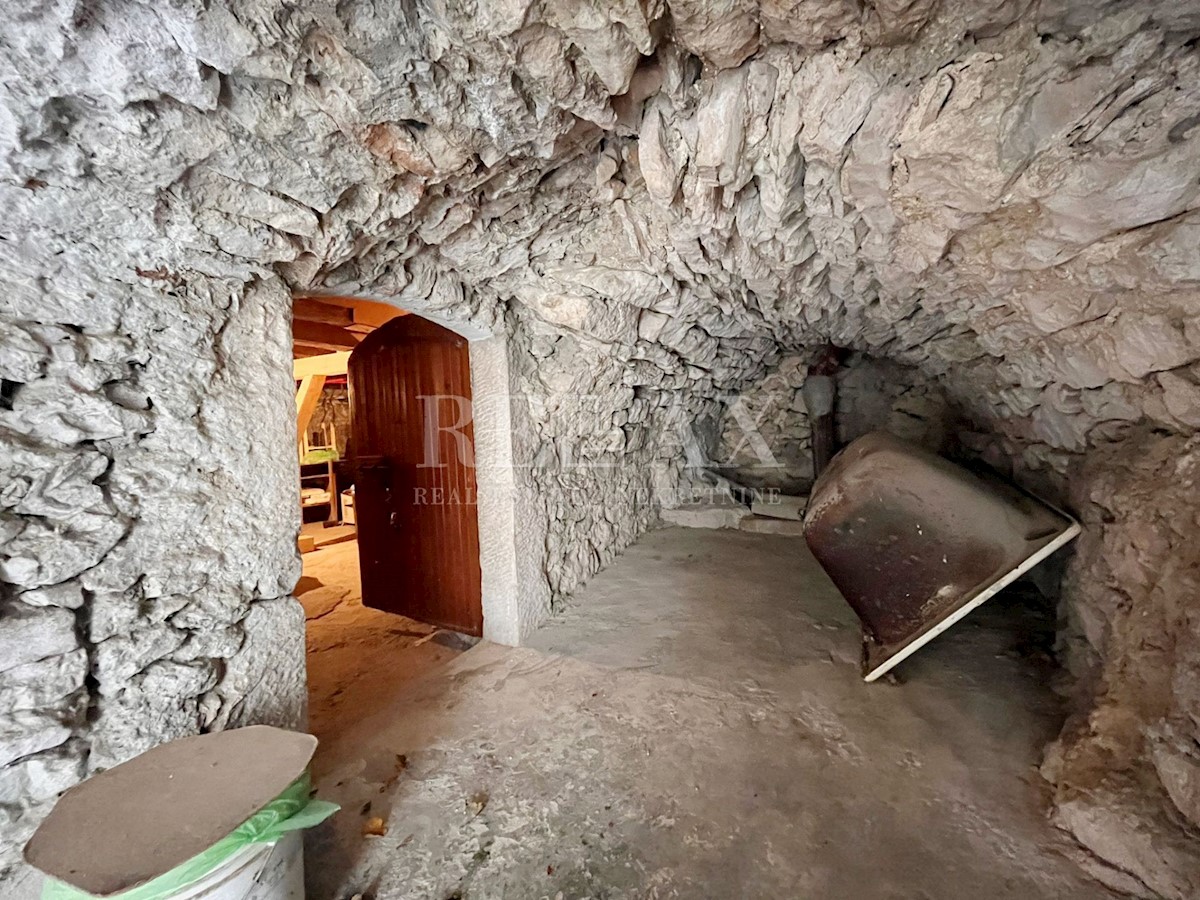 Kuća Na prodaju - PRIMORSKO-GORANSKA NOVI VINODOLSKI
