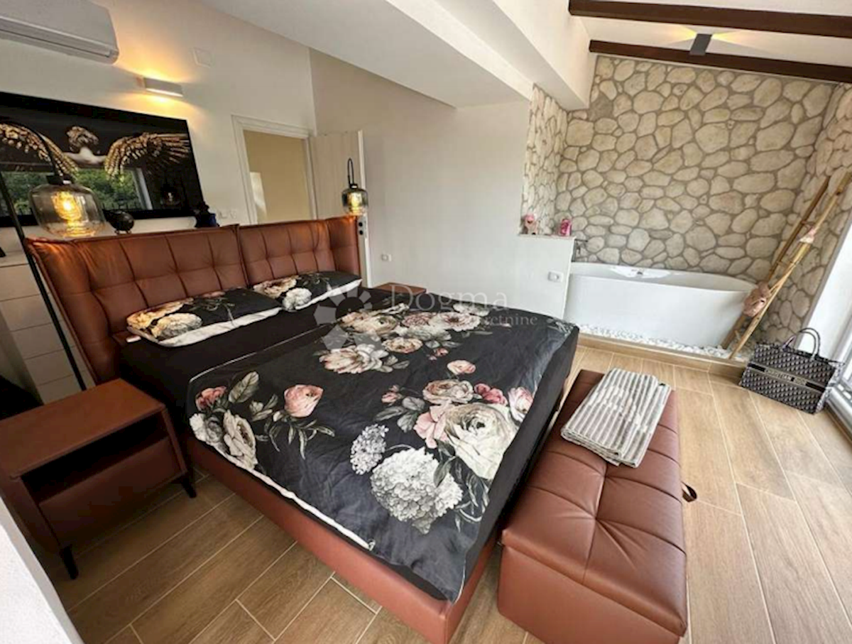 Kuća Na prodaju - PRIMORSKO-GORANSKA OPATIJA