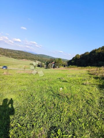 Pozemek na prodej 4000 m² – Križpolje