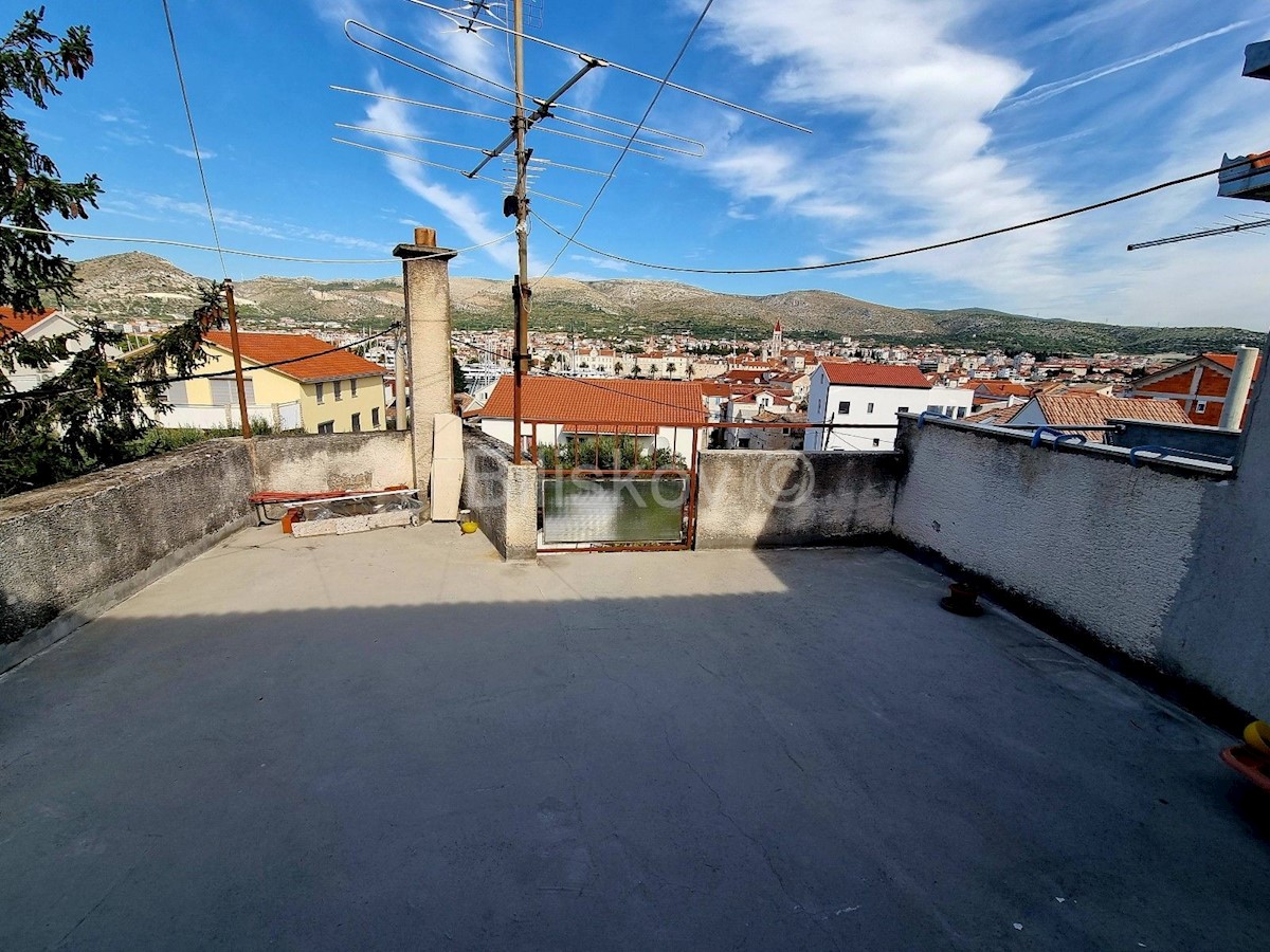 House For sale - SPLITSKO-DALMATINSKA ČIOVO