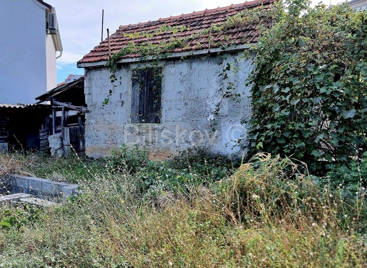 House For sale - SPLITSKO-DALMATINSKA ČIOVO