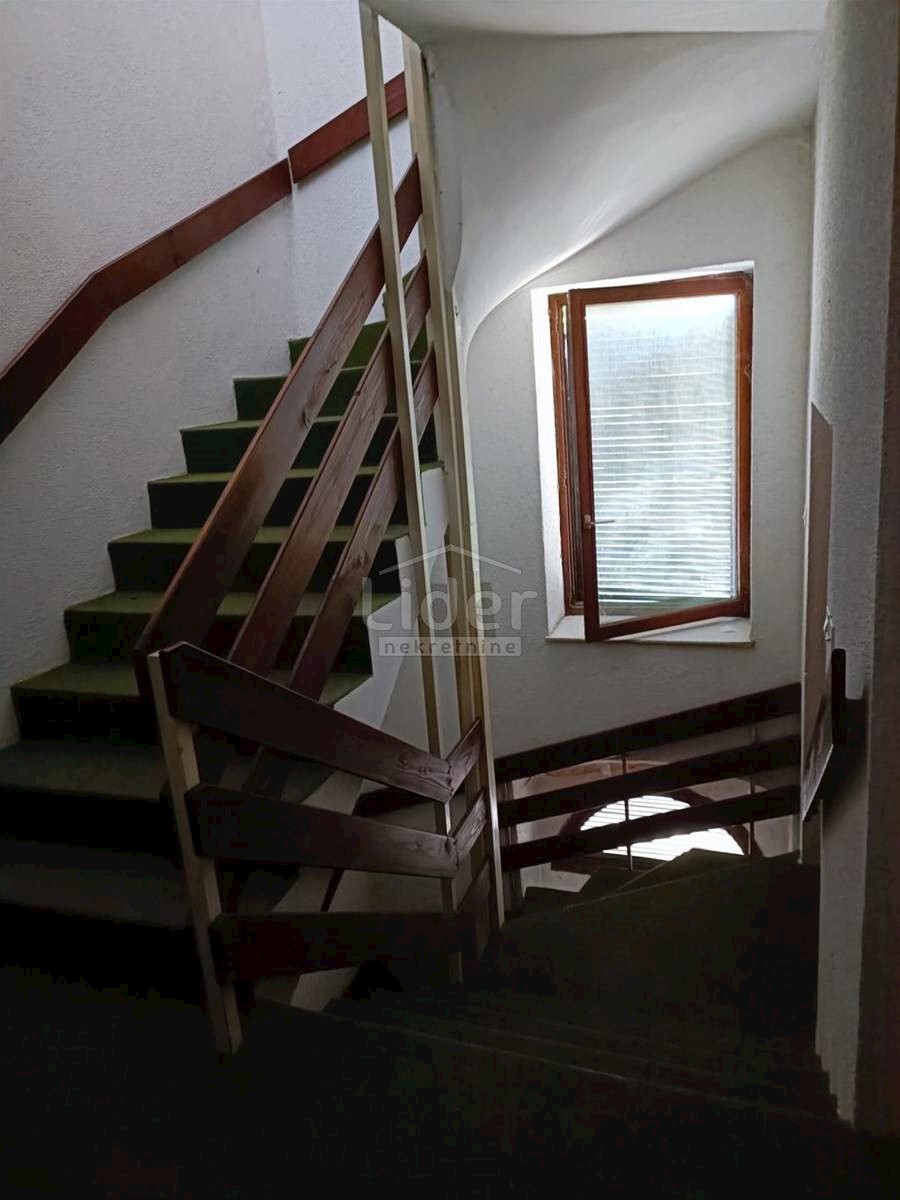 House For sale - PRIMORSKO-GORANSKA NOVI VINODOLSKI