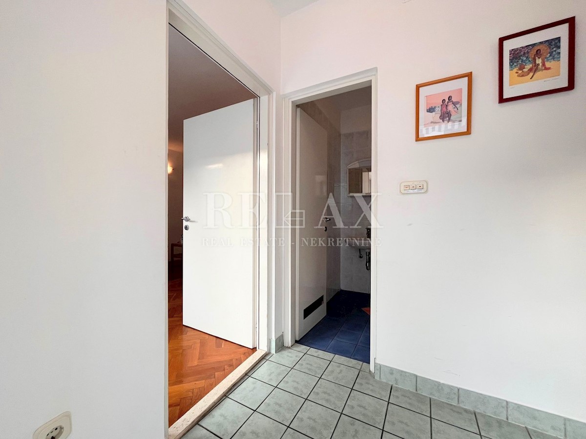Apartmán Na predaj - PRIMORSKO-GORANSKA CRIKVENICA