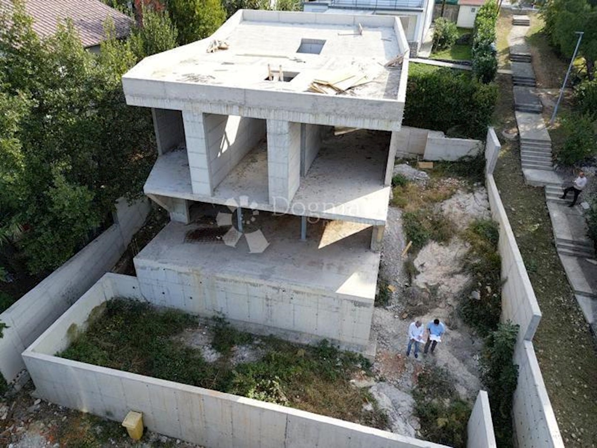 Dom Na predaj - PRIMORSKO-GORANSKA Krk