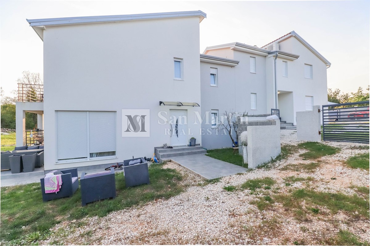 Casa In vendita - ISTARSKA POREČ