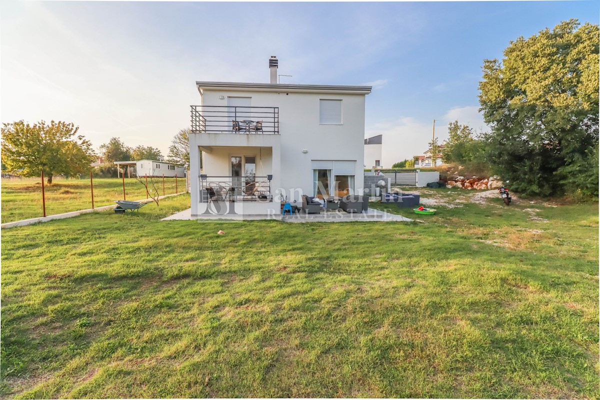 Casa In vendita - Istarska Poreč - foto 3/32
