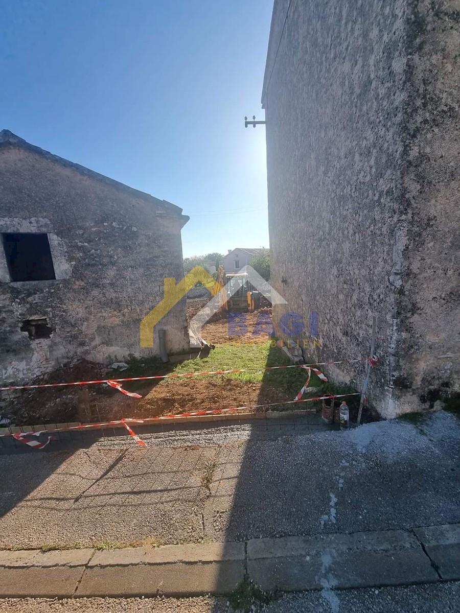 Casa In vendita - ISTARSKA ŽMINJ