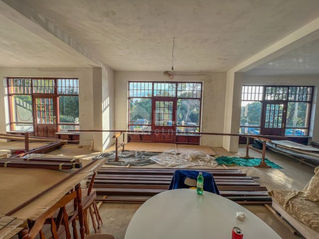 Poslovni prostori za najem 200 m² – Lovran