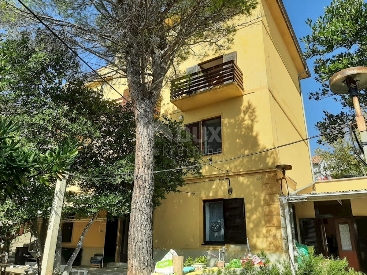 House For sale - Primorsko-goranska Novi Vinodolski - foto 1/15