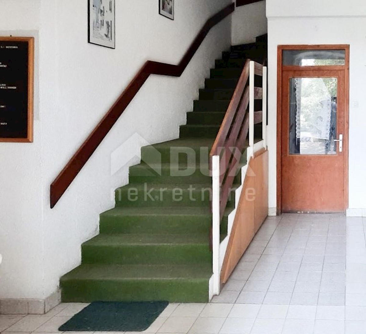 House For sale - PRIMORSKO-GORANSKA NOVI VINODOLSKI