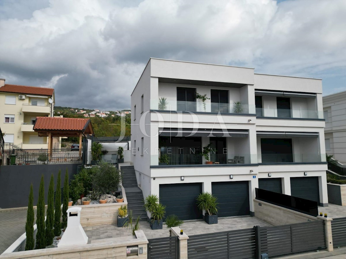 Apartmán Na predaj - PRIMORSKO-GORANSKA CRIKVENICA