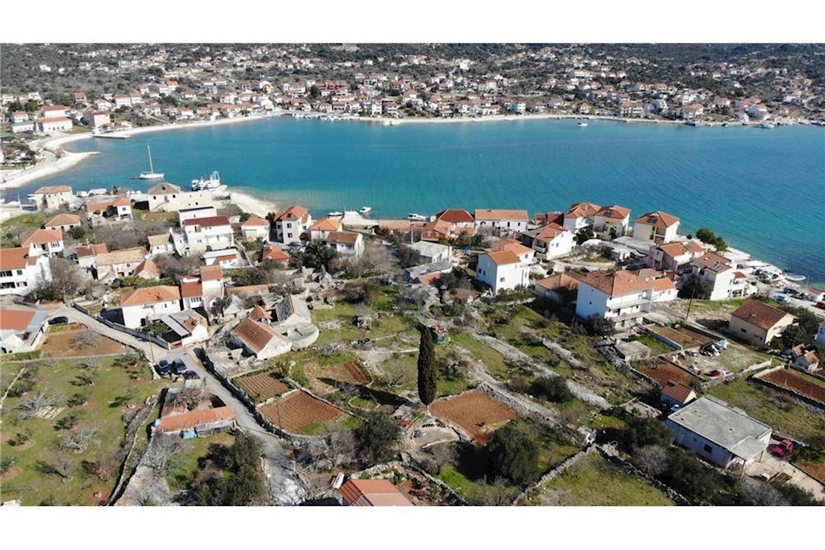 Grundstück Zu verkaufen - SPLITSKO-DALMATINSKA MARINA