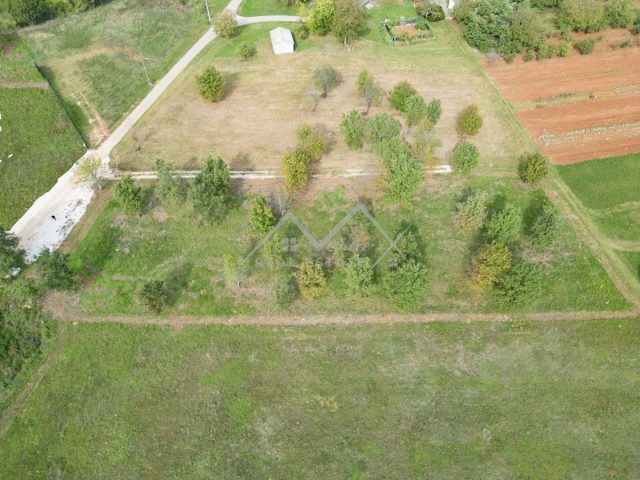Parcela na predaj 862 m² – Poreč