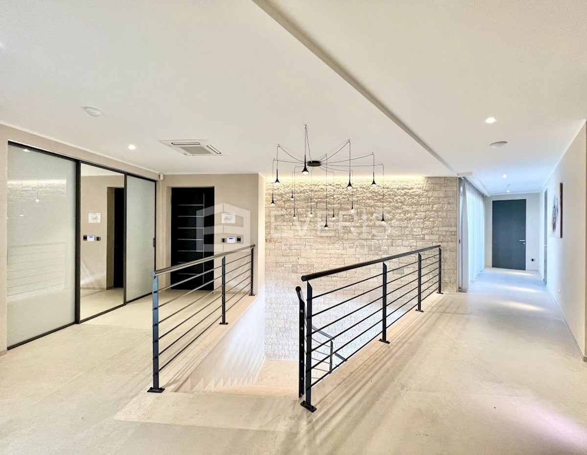 Maison À vendre - ISTARSKA GROŽNJAN