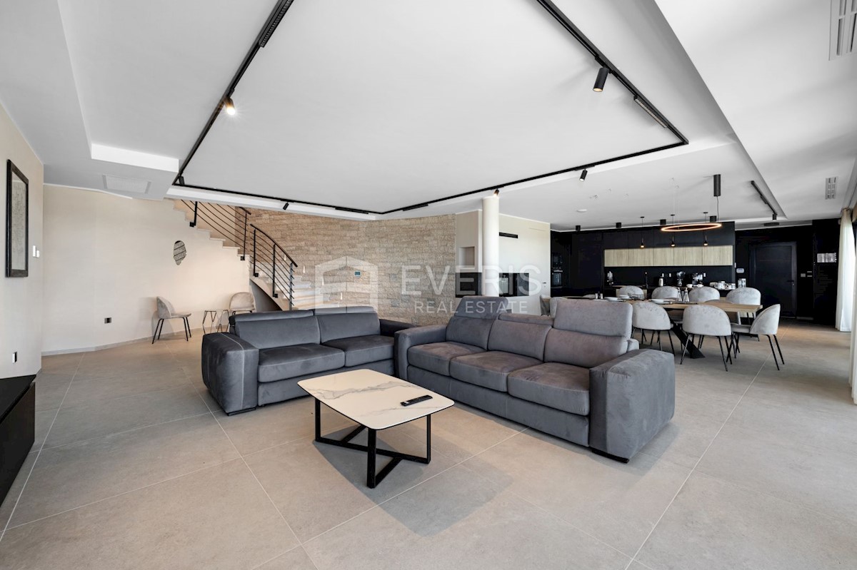 Maison À vendre - ISTARSKA GROŽNJAN