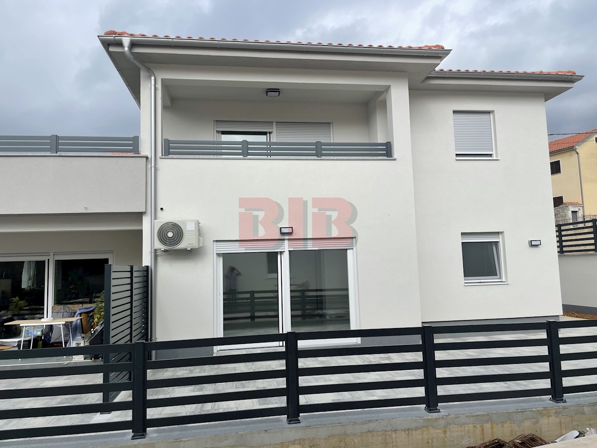 Appartement À vendre - PRIMORSKO-GORANSKA Crikvenica