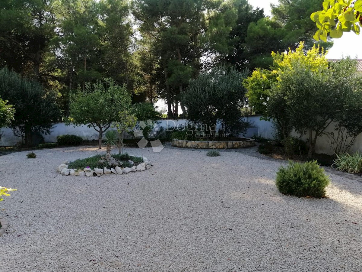 Casa In vendita - ŠIBENSKO-KNINSKA VODICE