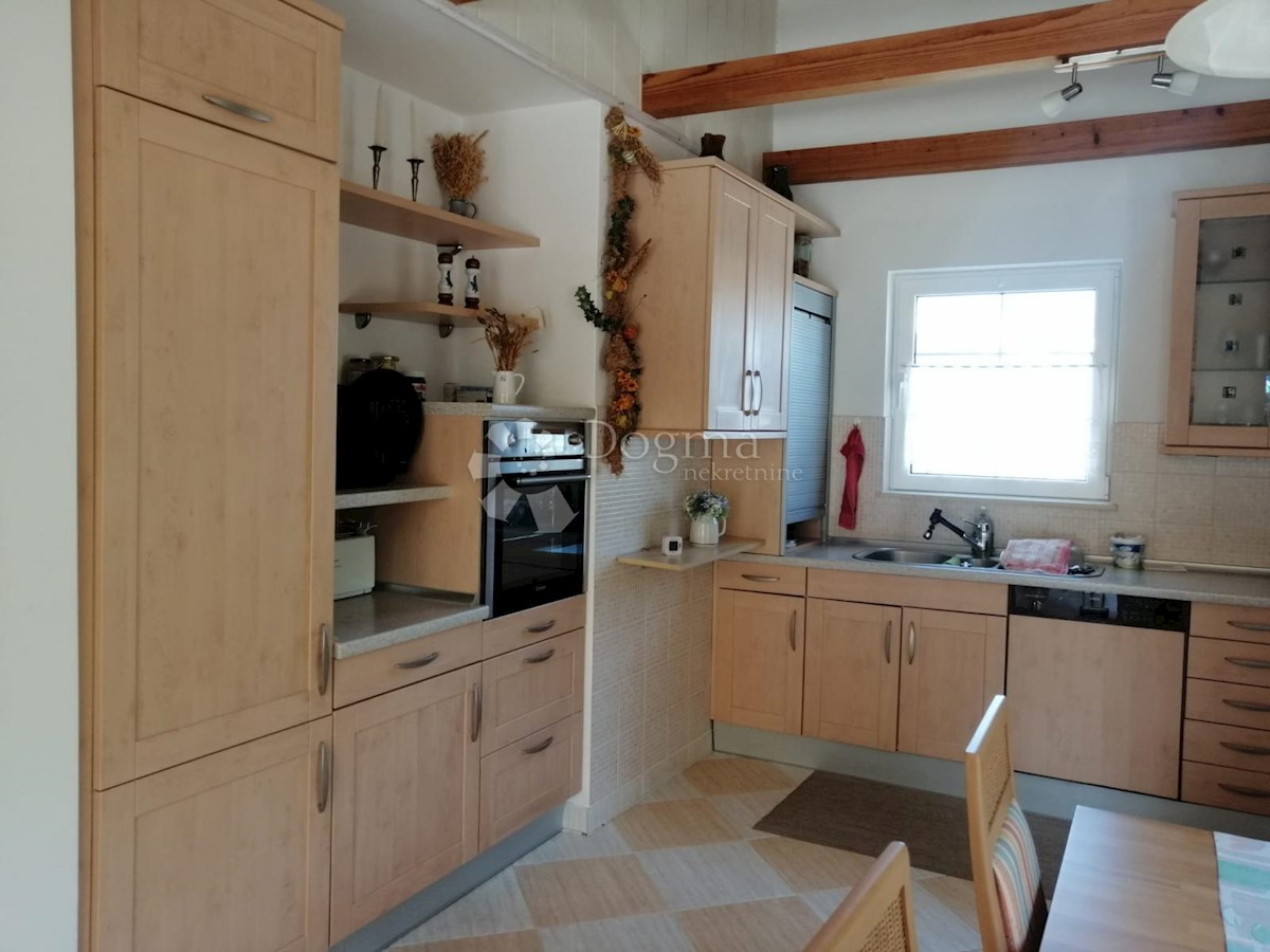 Casa In vendita - ŠIBENSKO-KNINSKA VODICE