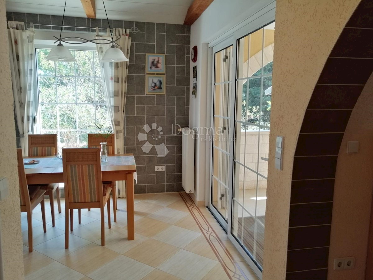 Casa In vendita - ŠIBENSKO-KNINSKA VODICE