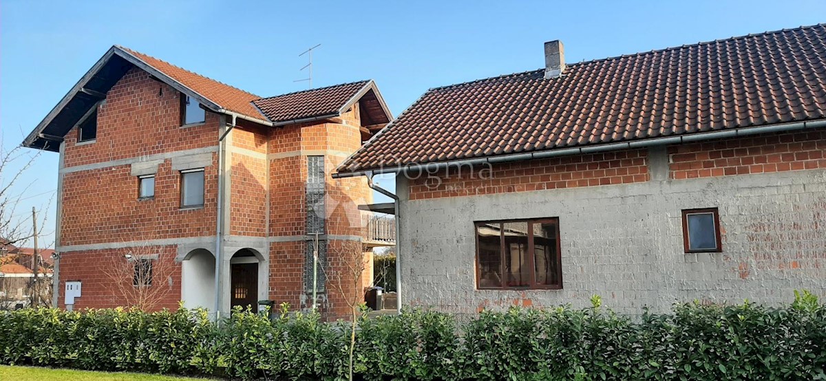 Maison À vendre - ZAGREBAČKA SVETA NEDELJA