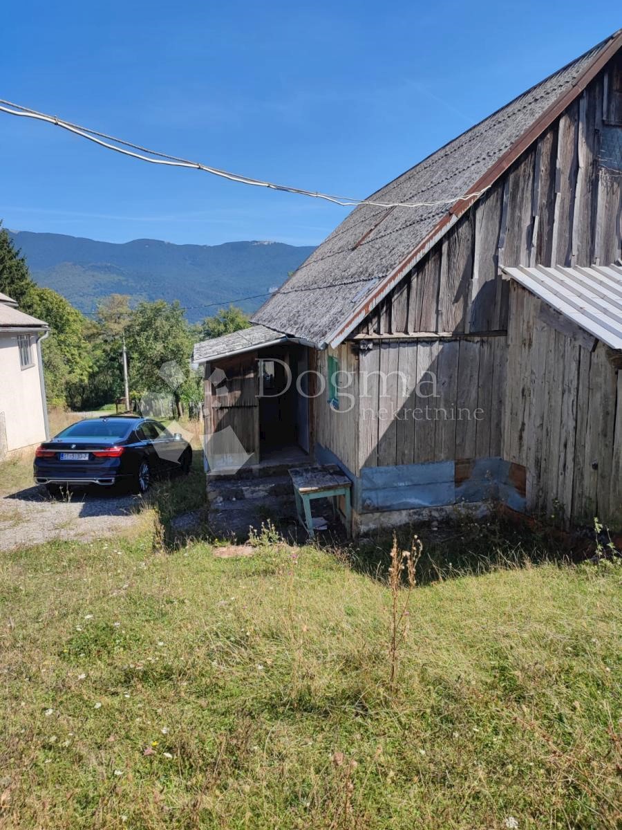 Casa In vendita - LIČKO-SENJSKA PLITVIČKA JEZERA