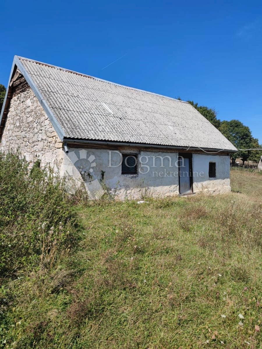 Haus Zu verkaufen - LIČKO-SENJSKA PLITVIČKA JEZERA