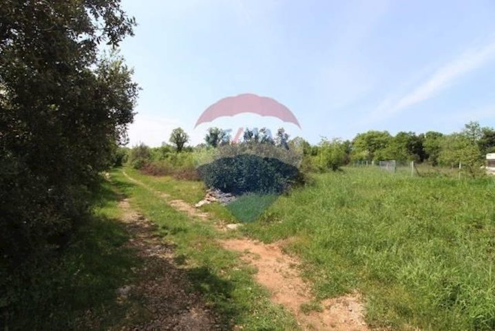 Land for sale 367 m² – Šišan