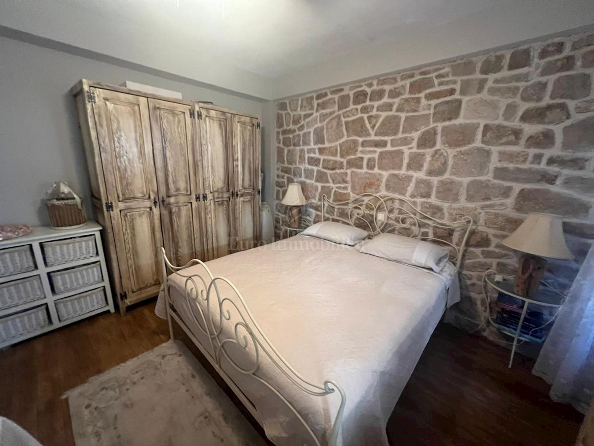Maison À vendre - ŠIBENSKO-KNINSKA PIROVAC