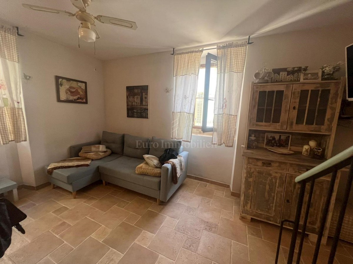 Maison À vendre - ŠIBENSKO-KNINSKA PIROVAC
