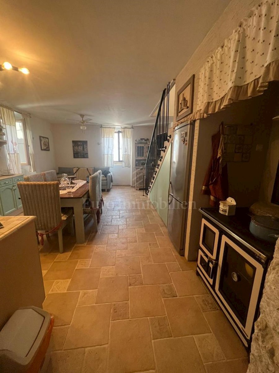 Maison À vendre - ŠIBENSKO-KNINSKA PIROVAC