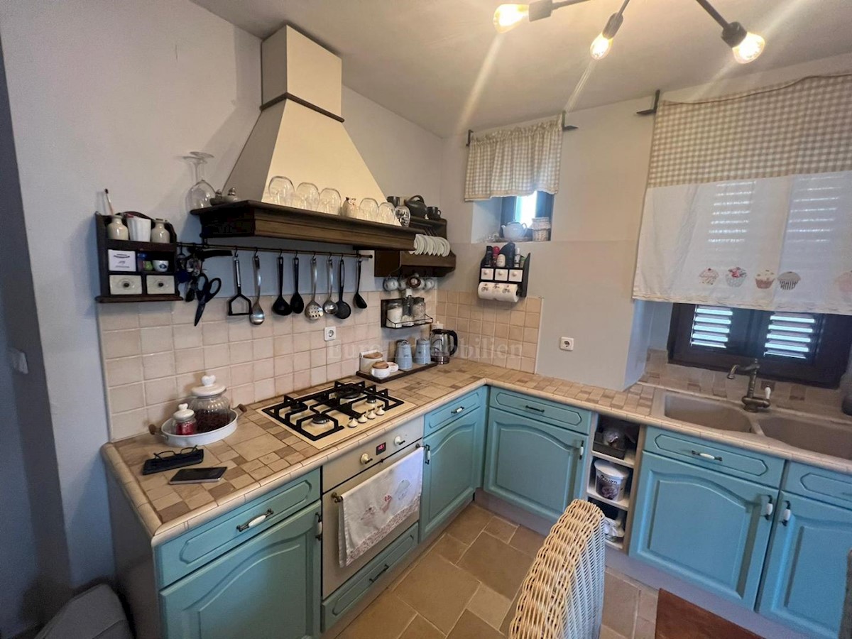 Maison À vendre - ŠIBENSKO-KNINSKA PIROVAC