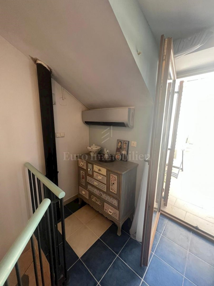 Maison À vendre - ŠIBENSKO-KNINSKA PIROVAC