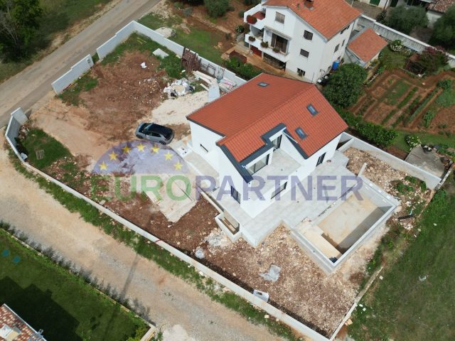 Haus Zu verkaufen - Istarska Tinjan - foto 3/13