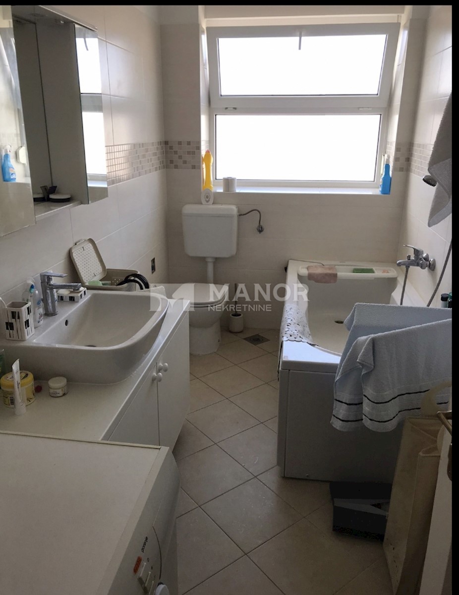 Apartma Na predaj - PRIMORSKO-GORANSKA NOVI VINODOLSKI